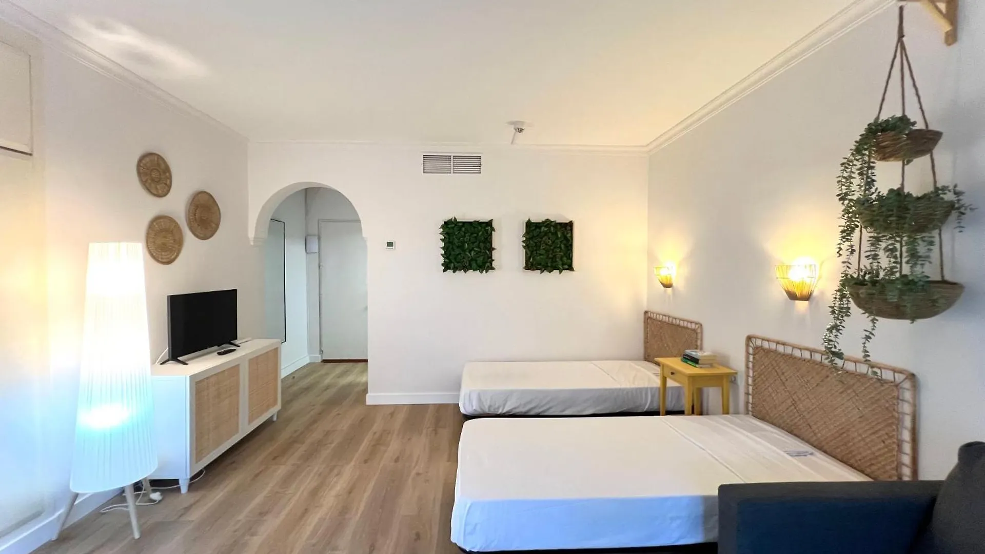 Pyr Beach And Pool Studio I Fuengirola Hiszpania